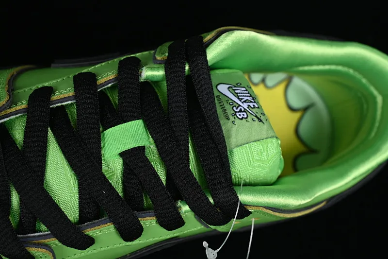 All Categories Nk SB Dunk Series Nk SB Dunk Low Low-top sneakers J version The Powerpuff Girls x Nk SB Dunk Low Powerpuff Girls joint model Low-top casual sneakers FZ8319-300